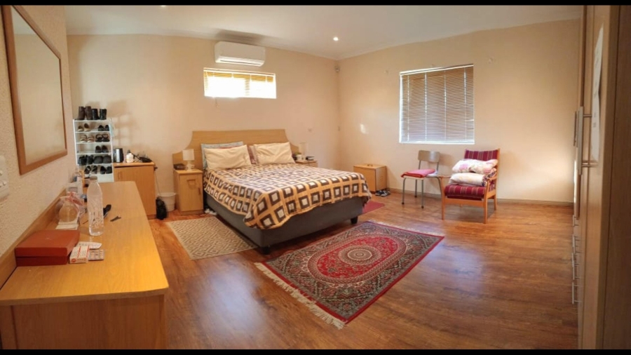 2 Bedroom Property for Sale in Viking Village Western Cape